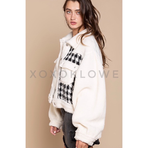 POL Houndstooth Print Sherpa Jacket Button Down Oversized Fit - Picture 11 of 13